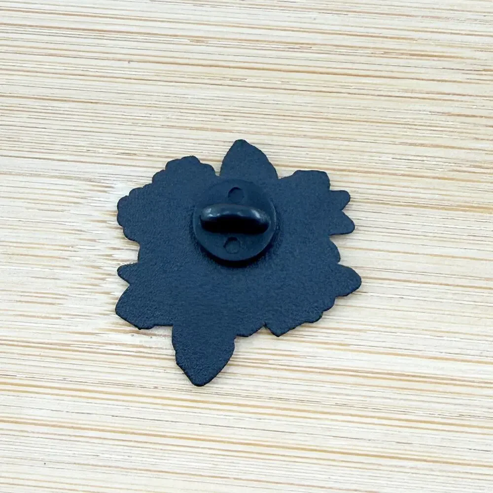 Dog Mom Enamel Pin, Traditional Tattoo Style, Mother's Day Pins, Dog Lover
